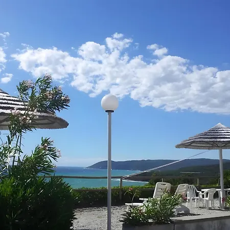 Daire Oasi Sul Mare Castiglioncello