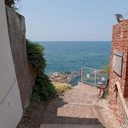 Daire Oasi Sul Mare Castiglioncello
